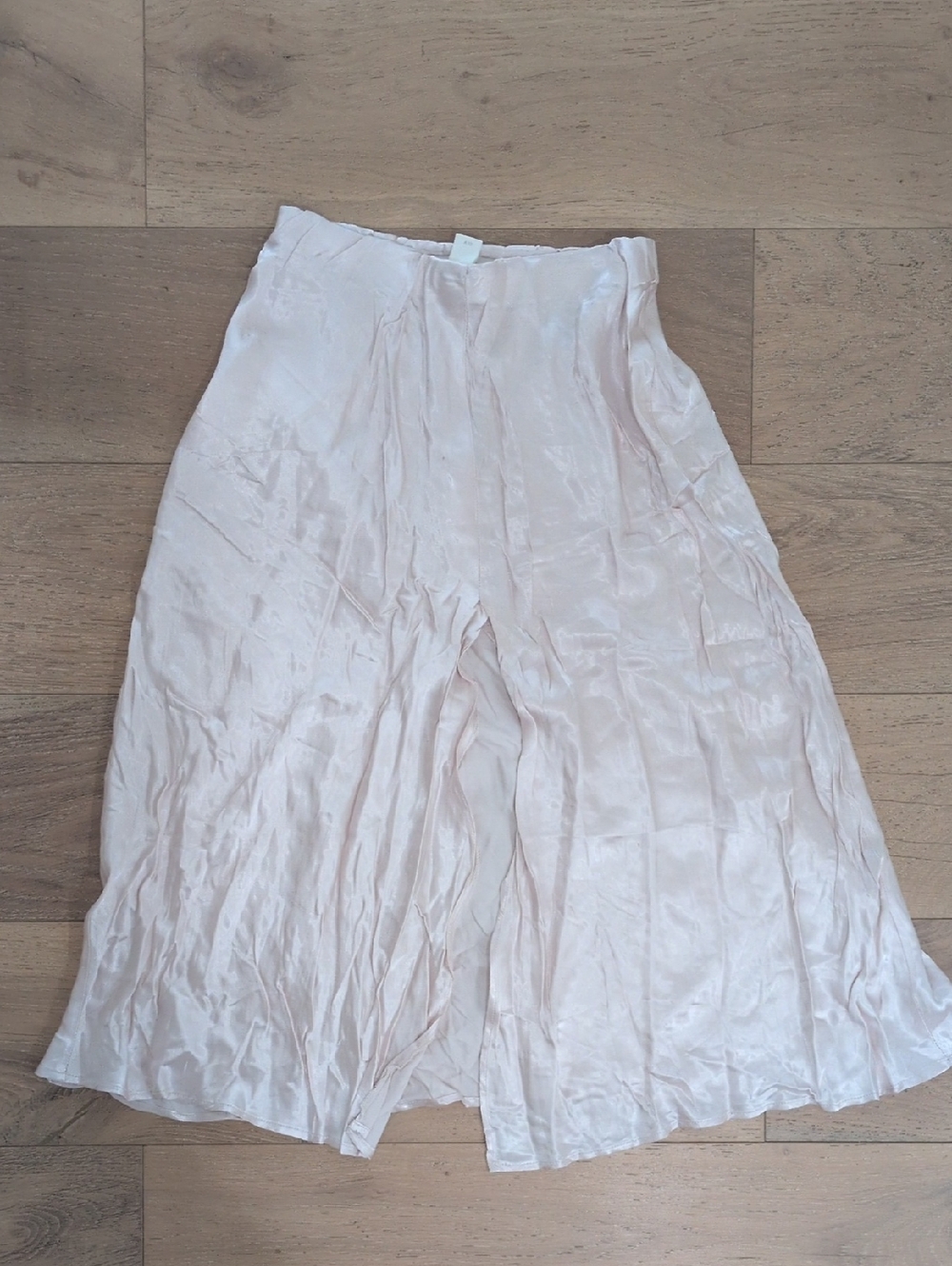 H&M Pale Blush Satin Midi Skirt With Front Slit